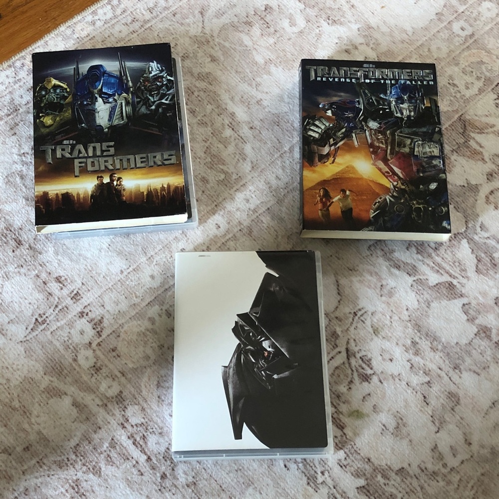 DVD Box Set - Black/Blue Covers